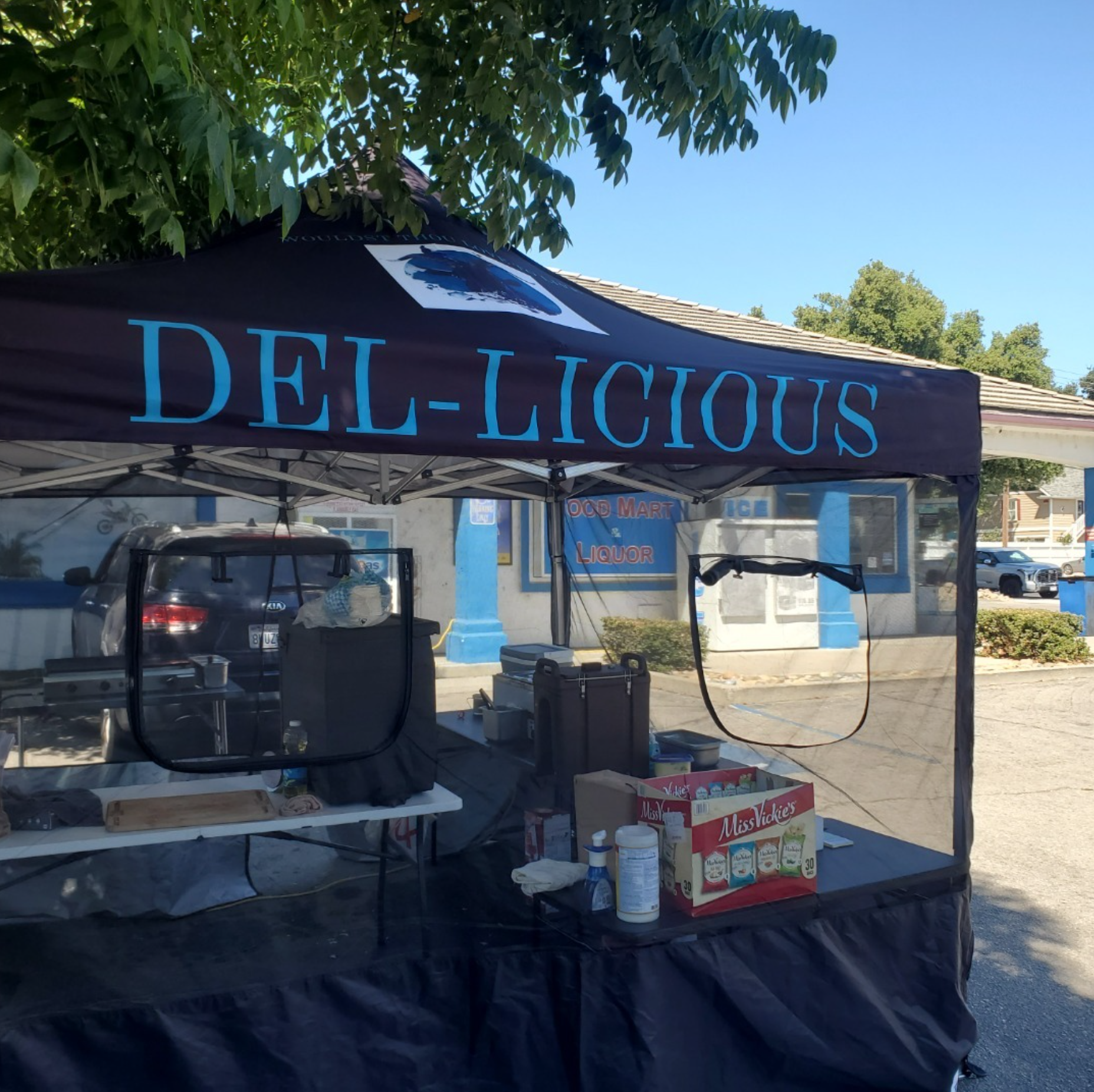 Del-Licious 805 photo 1